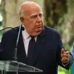 Luto na diplomacia: Morre o embaixador Marcos Azambuja aos 90 anos