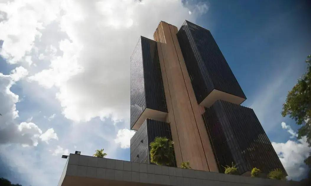STJ determina que Banco Central deve ser incluído em ação do Cruzeiro do Sul