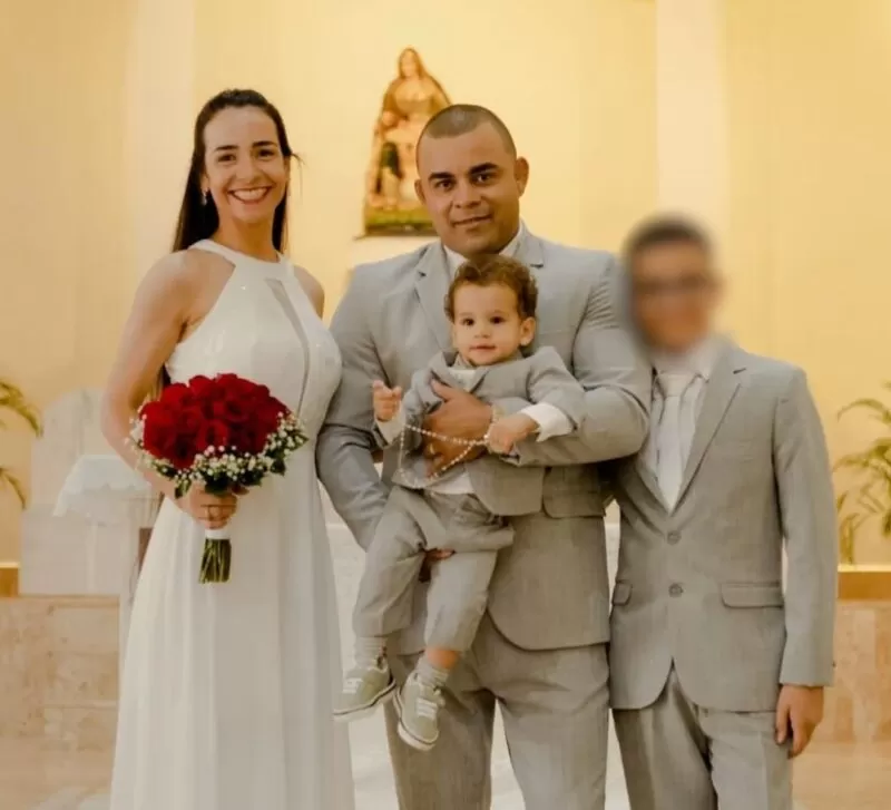 Adolescente confessa assassinato da família à policia 1