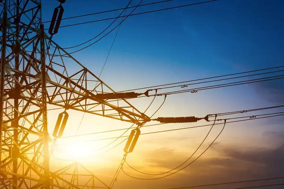 Concessionária de energia indeniza homem por amputação após descarga elétrica