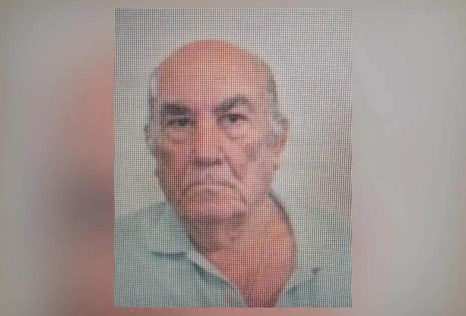 Corpo de idoso encontrado em decomposição dentro de casa no Rio