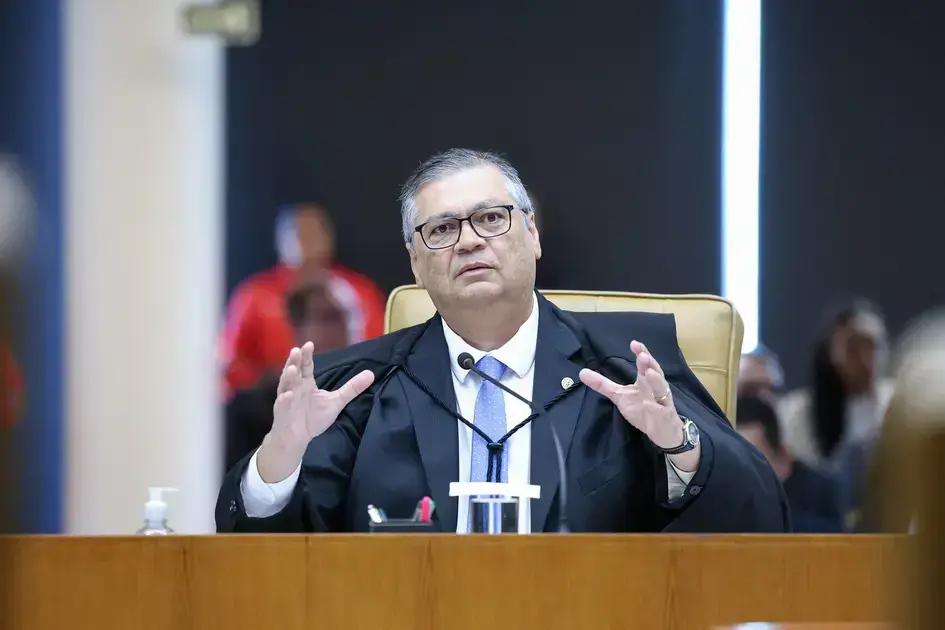 Dino reforça prazo reduzido para aposentadoria de policiais mulheres