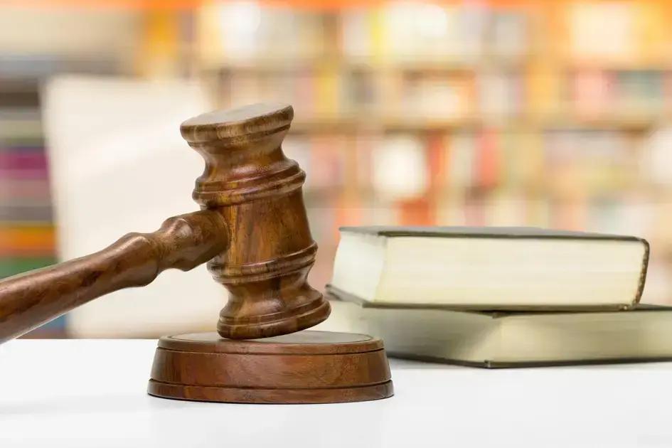 Fabricante é condenada a indenizar por protesto duplicado de dívidas