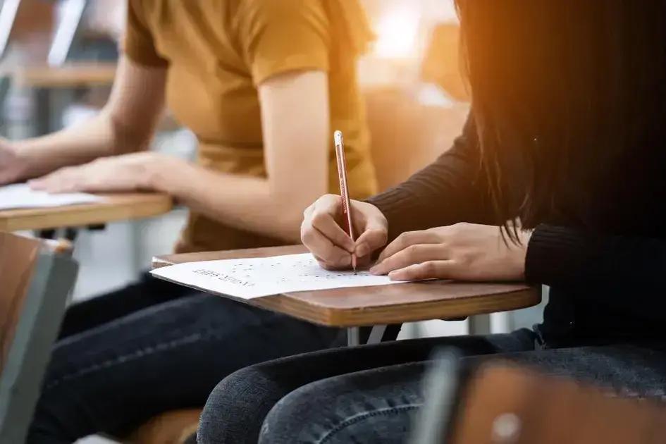 FGV abre inscrições para 7º Exame Nacional de Corretores com curso grátis