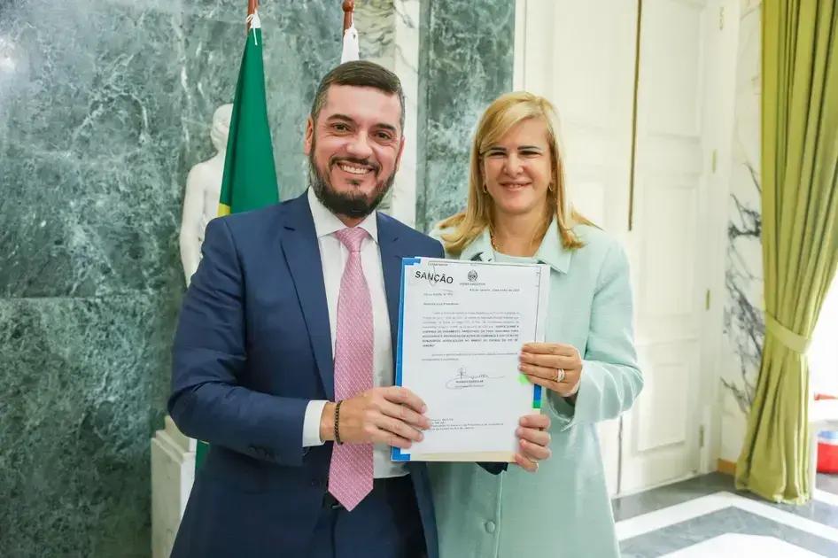 Governo do Rio sanciona leis que beneficiam a advocacia local