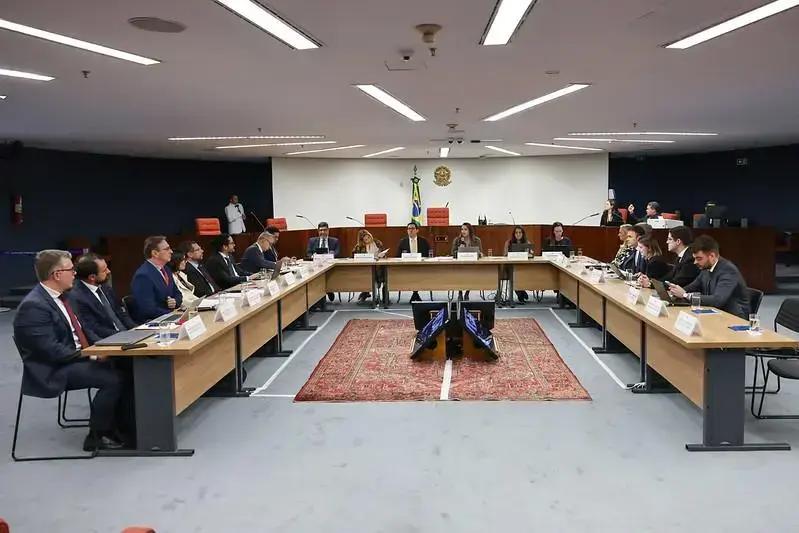 São Paulo adota medidas contra superlotação no sistema penitenciário