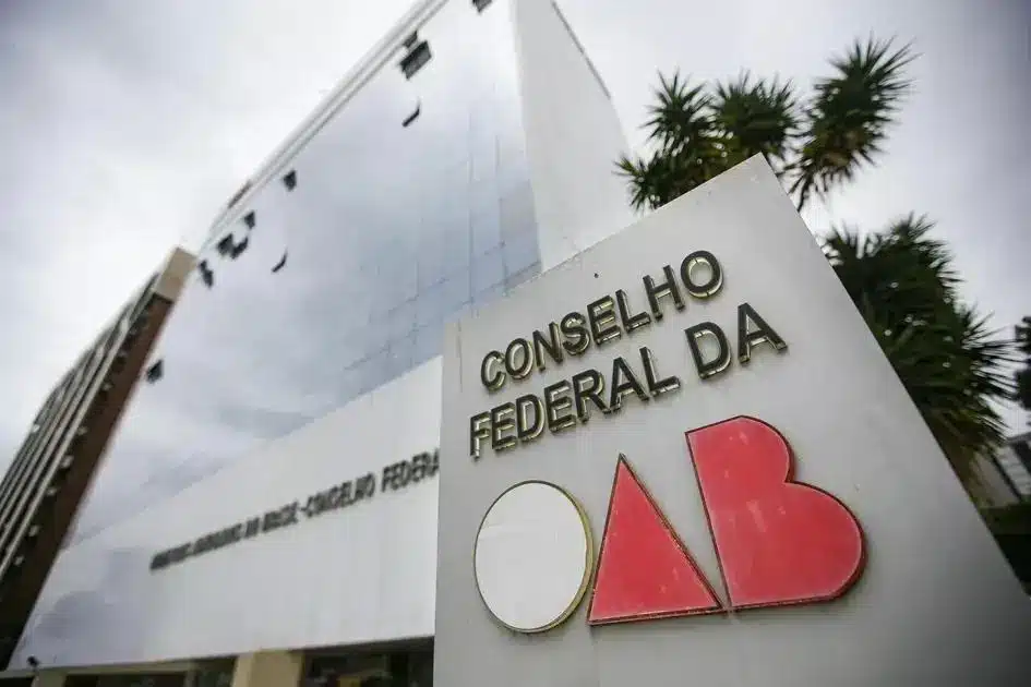 STF restabelece garantias da advocacia após erro em aprovação de lei