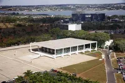 STF retoma julgamento sobre o Marco Civil da Internet e responsabilidade das plataformas