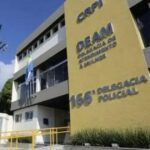 Suspeito de assassinato é preso com drogas e munição na Costa Verde