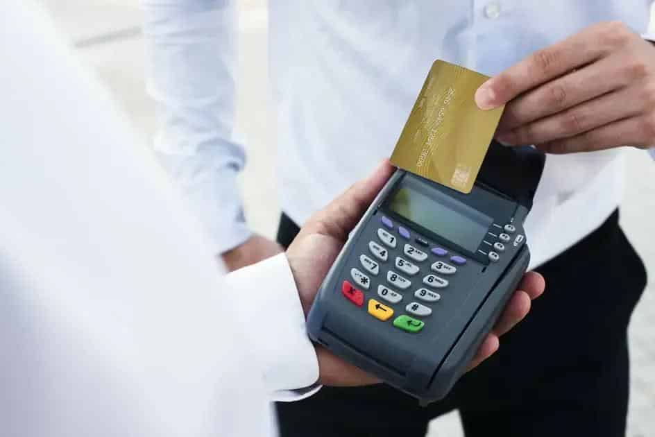 Banco não pode cobrar compra identificada como fraudulenta pelo cliente