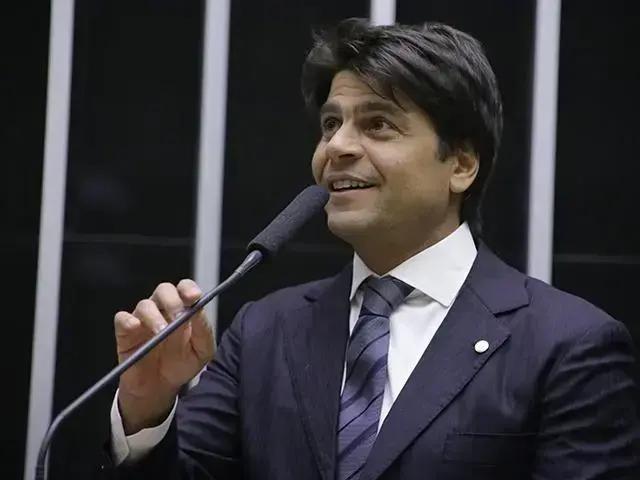 Câmara discute bônus por desempenho em reforma administrativa