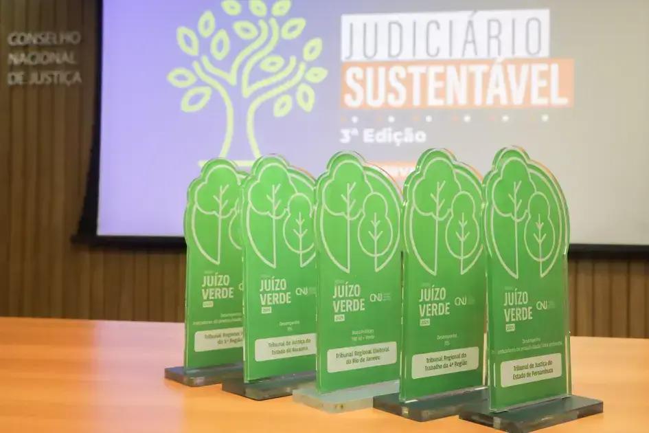 CNJ entrega Prêmio Juízo Verde em cerimônia de reconhecimento