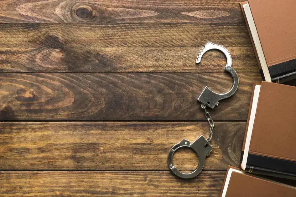Crimes infantojuvenis não afastam tráfico privilegiado em redução de pena