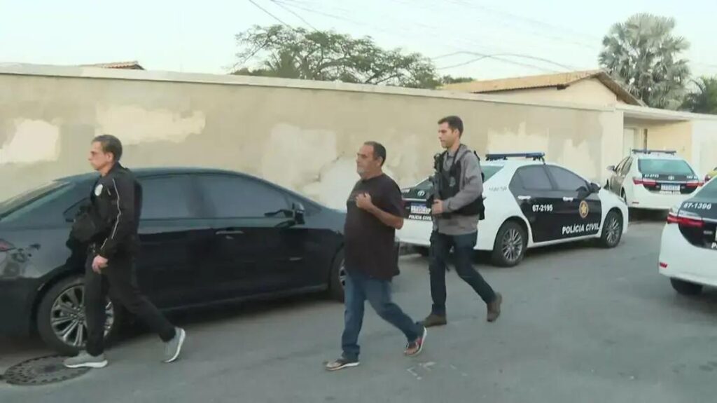 Ex-policial civil do Rio é preso por tráfico internacional de armas