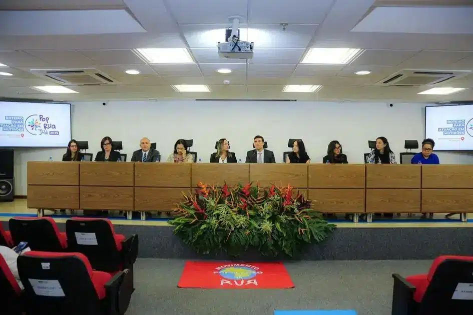 MPF apresenta roteiro para atuar nos Mutirões PopRuaJud em Salvador