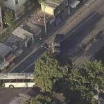 Ônibus sequestrado e utilizado como barricada em operação da PM
