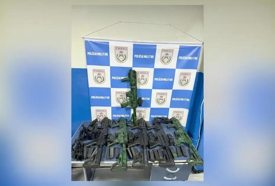 PM apreende arsenal na Rodoviária Novo Rio antes de viagem para Fortaleza