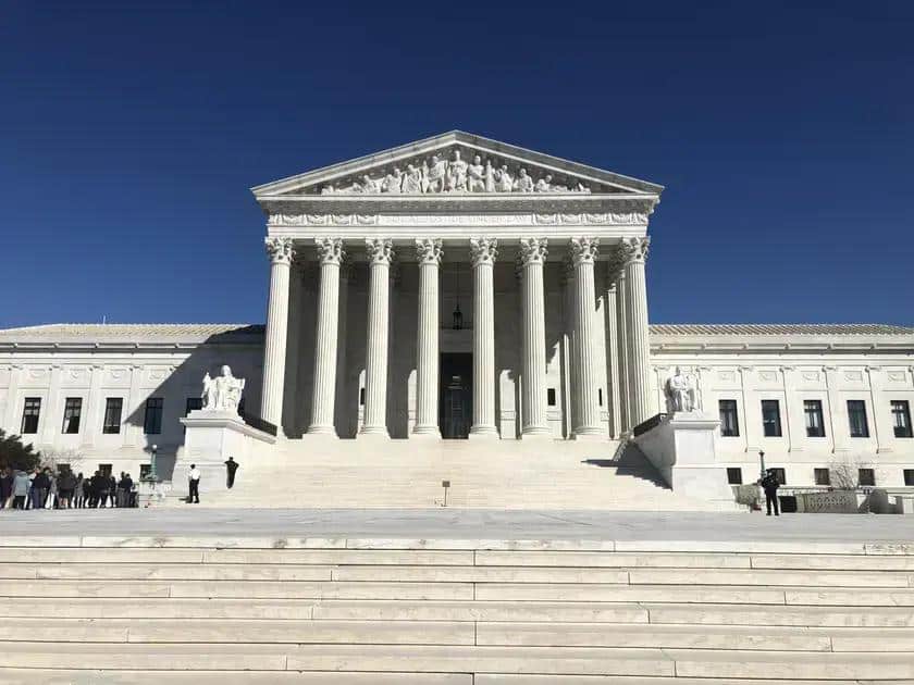 Suprema Corte dos EUA suspende lei da Flórida sobre imigração ilegal
