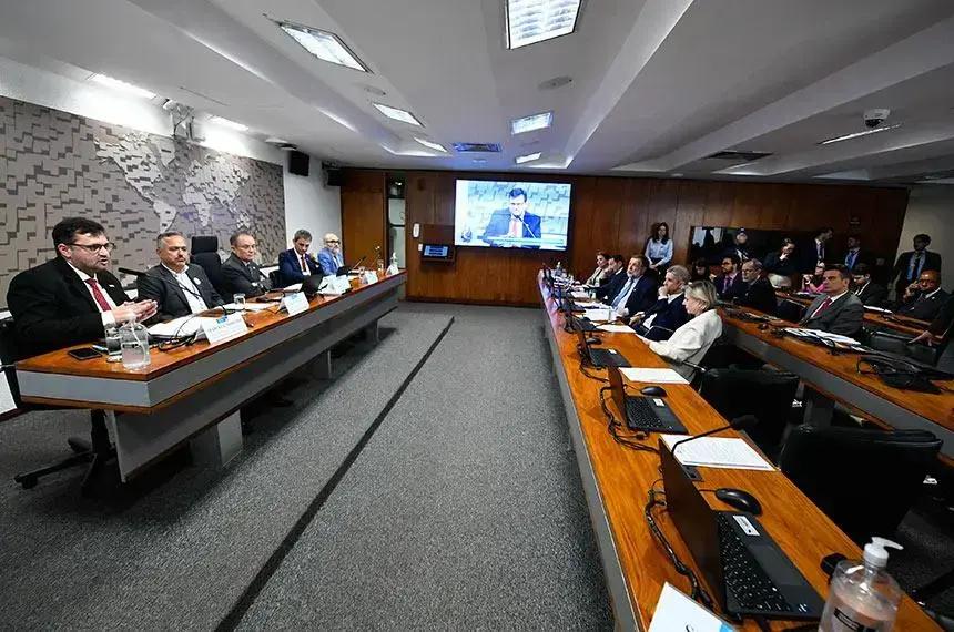 Brasil deve adotar estratégia equilibrada para enfrentar mudanças climáticas