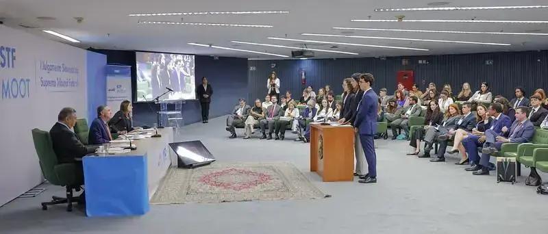 STF realiza julgamento simulado com participação de estudantes de direito