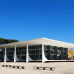 STF revoga medidas cautelares de Marcos do Val após solicitação de licença