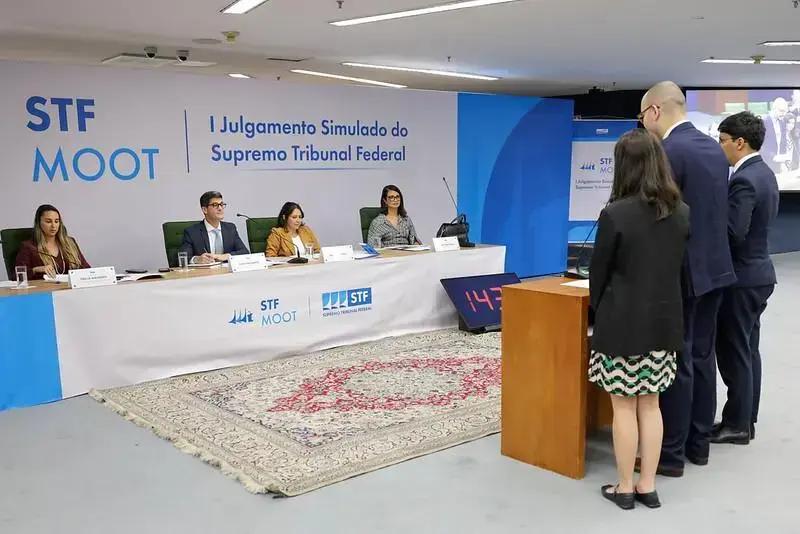 Universidade Federal do Rio Grande do Sul brilha no I STF Moot