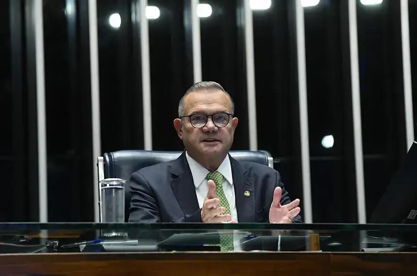 Wellington Fagundes critica moratória e defende investimentos em ferrovias